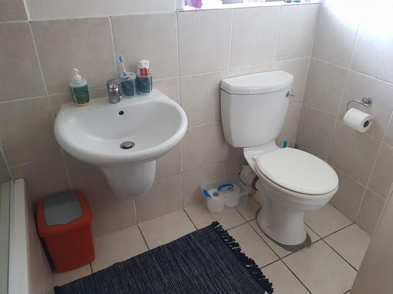 To Let 1 Bedroom Property for Rent in Southfield Western Cape